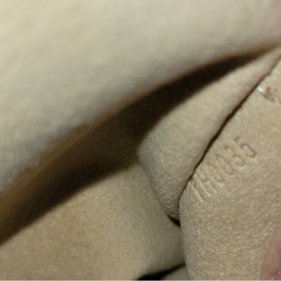 Louis Vuitton Monogram Canvas Manhattan PM Bag - Picture 10 of 16